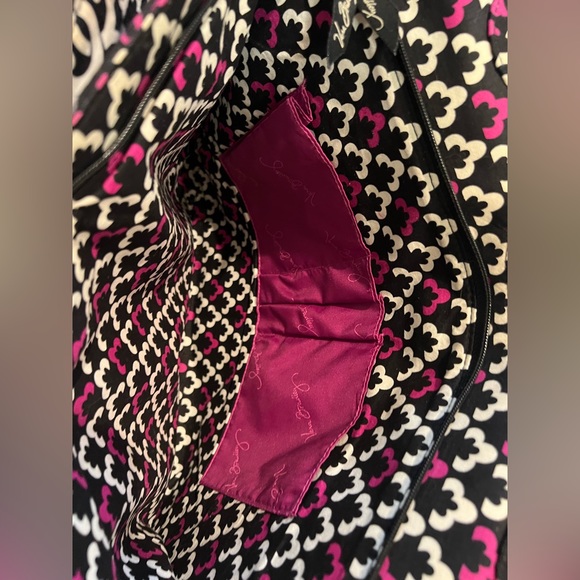 Vera Bradley canterberry magenta shoulder bag - padded device bag - Picture 7 of 11